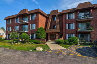 100 Clubhouse Lane Unit 106B