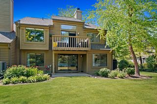 939 Shoreline Road Unit 882