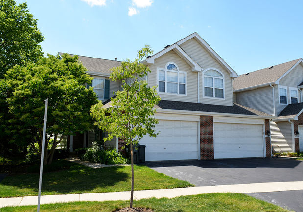 5589 Lavender Court Rolling Meadows, IL Townhouse Sold - Photo 1 of 21. Opens carousel modal