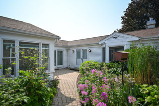 980 Dartmouth Drive