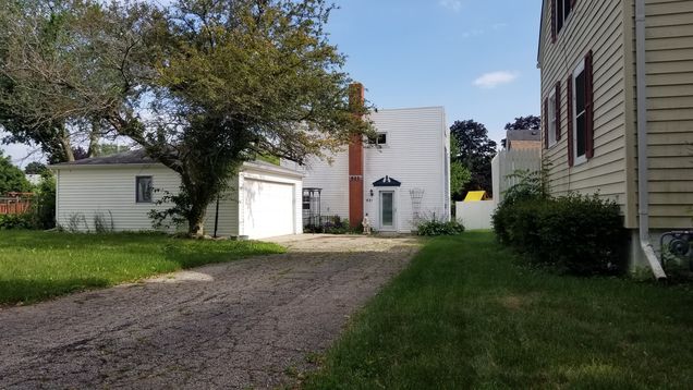 521 Forrest Avenue Woodstock, IL House Sold - Photo 1 of 20. Opens carousel modal