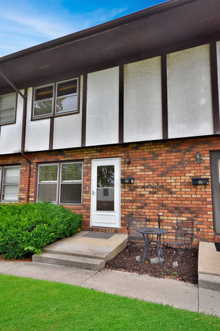 706 Golfcrest Road Unit 4