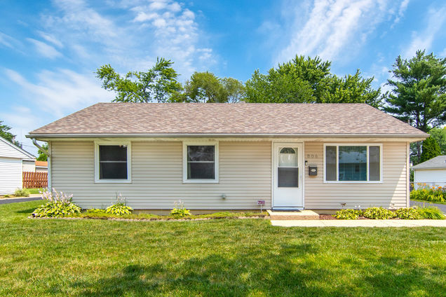 806 Cypress Lane Joliet, IL House Sold - Photo 1 of 25. Opens carousel modal