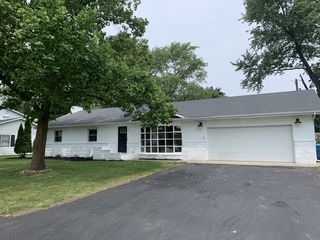 1 W Edgewood Drive