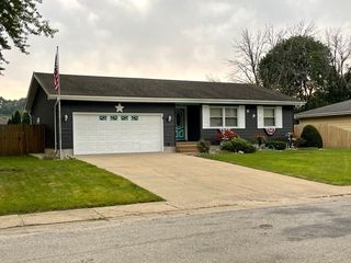 6 Holly Drive