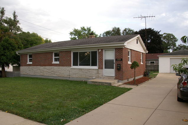 525 Parker Avenue Aurora, IL House Sold - Photo 1 of 18. Opens carousel modal