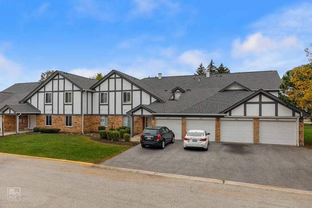 9253 Montgomery Drive Unit 150 Orland Park, IL Condo Sold - Photo 1 of 15. Opens carousel modal