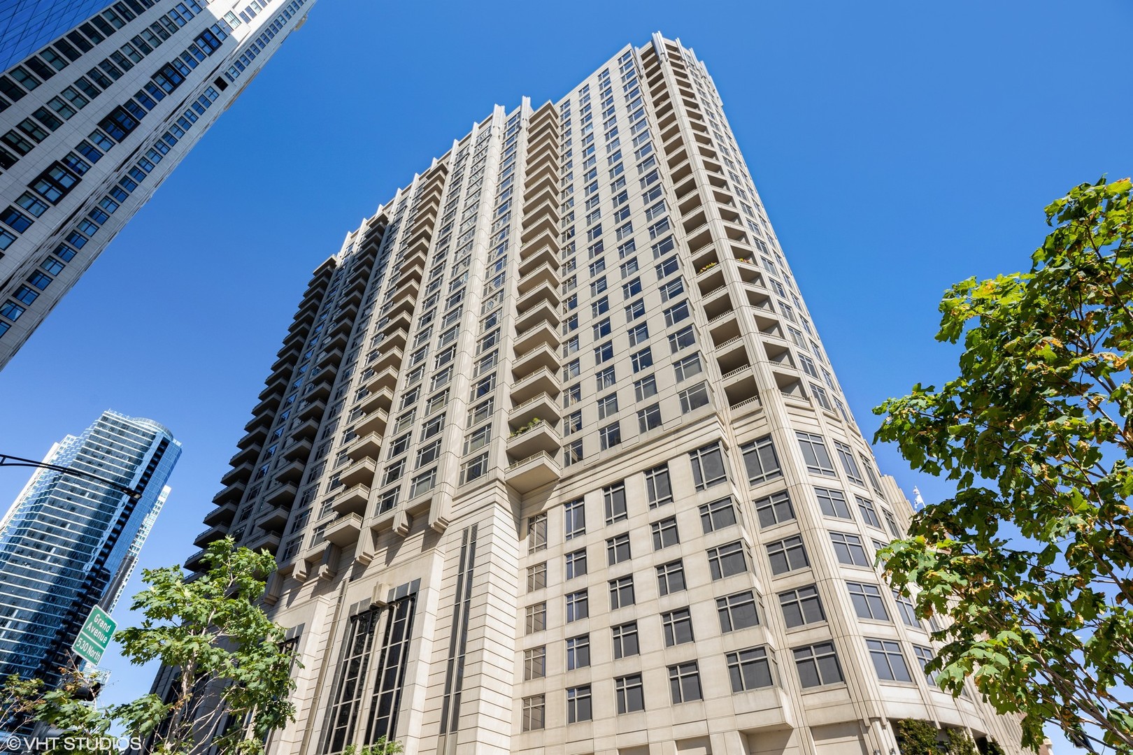530 N Lake Shore Dr Unit 2505  
