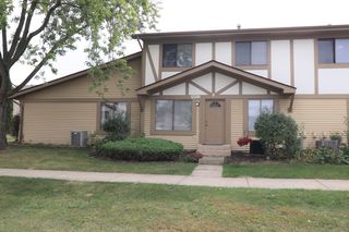 29w565 Winchester Circle S Unit 68-3