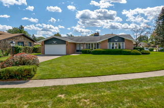 8121 Circle Drive