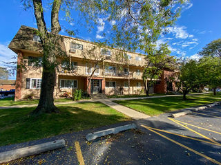 2510 Algonquin Road Unit 15