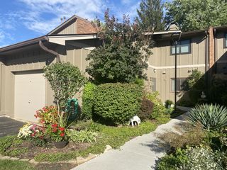 2s427 Emerald Green Drive Unit 39D