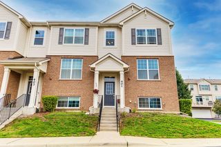 401 Lexington Lane Unit 200