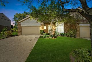 23w368 Pinehurst Lane