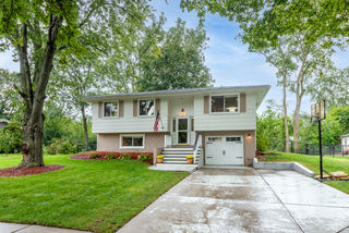 609 S Braintree Drive