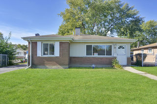 1388 Woodview Avenue