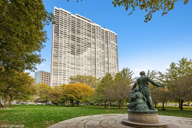 2800 N Lake Shore Drive Unit 2508 Chicago, IL Condo Sold - Photo 1 of 26. Opens carousel modal