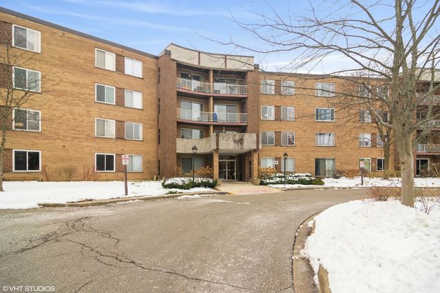 909 E Kenilworth Avenue Unit 425 Palatine, IL Condo Sold - Photo 1 of 10. Opens carousel modal