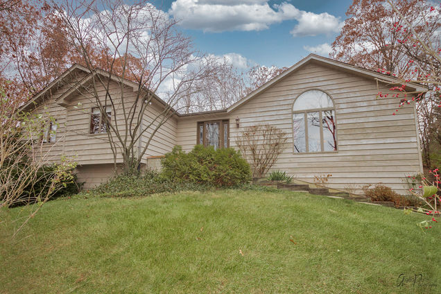 1339 Oakview Terrace Woodstock, IL House Sold - Photo 1 of 38. Opens carousel modal
