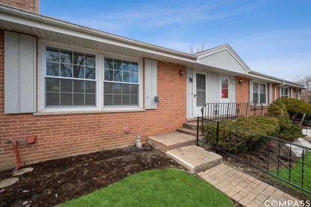 6 Robin Hood Ln Northfield Il Estately Mls