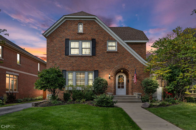 1032 S Vine Avenue Park Ridge, IL House Sold - Photo 1 of 42. Opens carousel modal