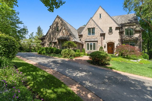 2770 Grace Road Northbrook, IL House Sold - Photo 1 of 51. Opens carousel modal