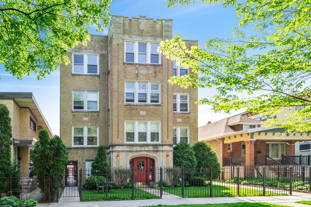 5829 N Paulina Street Unit 2E Chicago, IL Condo Sold - Photo 1 of 16. Opens carousel modal