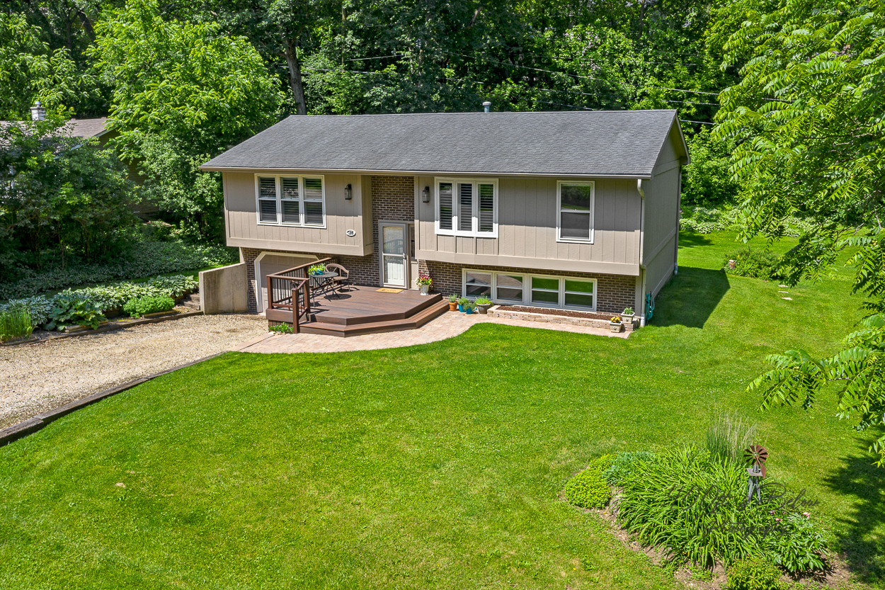 120 Vly Dr  