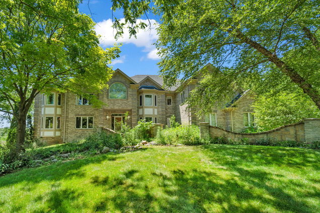 1 Seneca Avenue Hawthorn Woods, IL House Sold - Photo 1 of 62. Opens carousel modal
