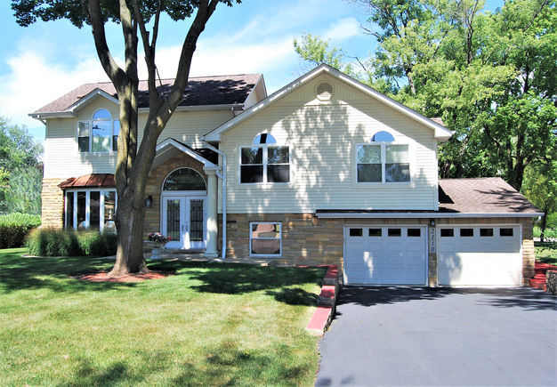 2110 E Lilac Terrace Arlington Heights, IL House Sold - Photo 1 of 25. Opens carousel modal