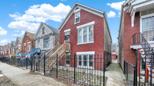 2743 S Avers Avenue Chicago, IL Multifamily Sold - Photo 1 of 21. Opens carousel modal