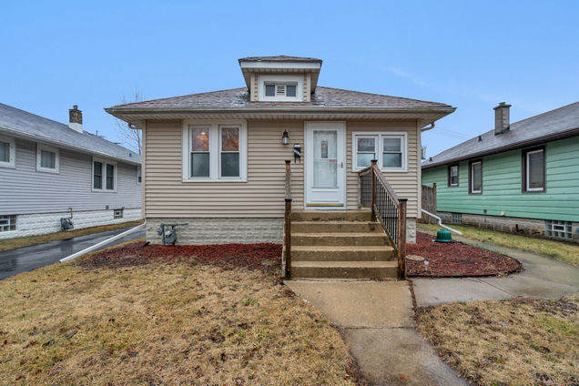 1522 N Prairie Avenue Joliet, IL House Sold - Photo 1 of 15. Opens carousel modal