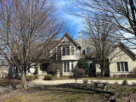 10 York Lake Court Oak Brook, IL House Sold - Photo 1 of 48. Opens carousel modal