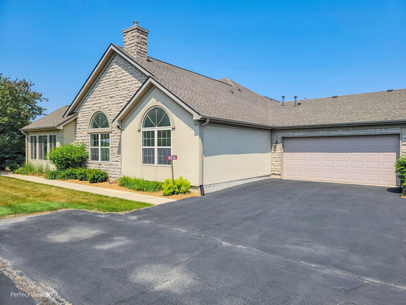 18226 Murphy Circle Unit 18226 Tinley Park, IL Condo Sold - Photo 1 of 21. Opens carousel modal