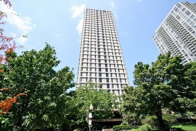 1960 N Lincoln Park West Unit 1811 Chicago, IL Condo Sold - Photo 1 of 29. Opens carousel modal