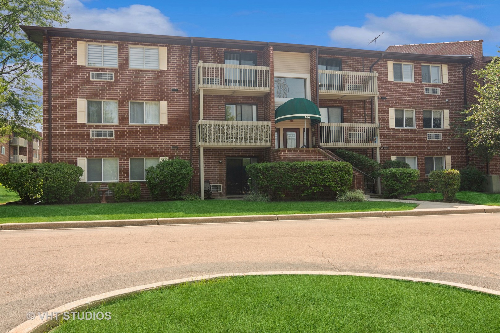 960 N Lakeside Dr Unit 3C  
