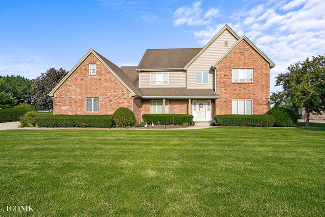 17637 S Richmond Road Plainfield, IL House Sold - Photo 1 of 26. Opens carousel modal