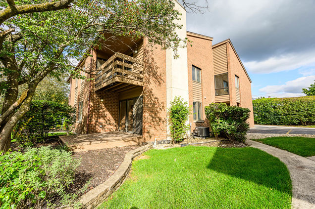 14453 S Ravinia Avenue Unit 2 Orland Park, IL Condo Sold - Photo 1 of 14. Opens carousel modal