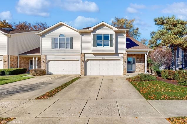 1125 Dickens Avenue Naperville, IL Townhouse Sold - Photo 1 of 27. Opens carousel modal