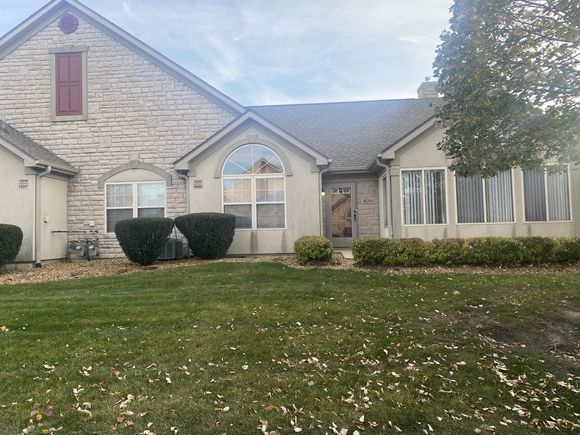 18266 Murphy Circle Unit 66 Tinley Park, IL Condo Sold - Photo 1 of 26. Opens carousel modal