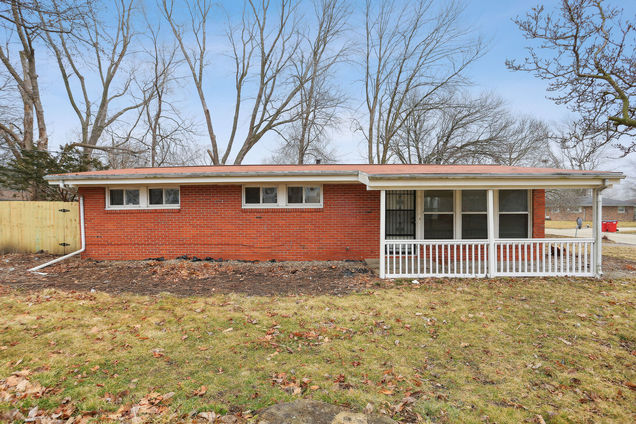 1508 Dobbins Drive Champaign, IL House Sold - Photo 1 of 26. Opens carousel modal