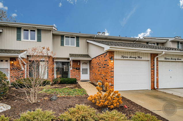 1573 Coloma Court S Unit 1 Wheaton, IL Townhouse Sold - Photo 1 of 29. Opens carousel modal