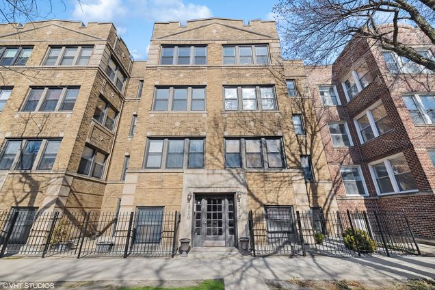 1520 W Addison Street Unit 3 Chicago, IL Condo Sold - Photo 1 of 10. Opens carousel modal