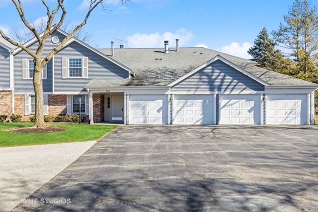 751 Sterling Court Unit D1 Bartlett, IL Condo Sold - Photo 1 of 16. Opens carousel modal
