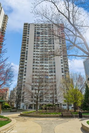 1455 N Sandburg Terrace Unit 2103 Chicago, IL Condo Sold - Photo 1 of 14. Opens carousel modal