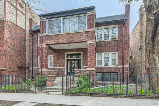 5211 S Ingleside Avenue Unit 1F Chicago, IL Condo Active - Photo 1 of 10. Opens carousel modal