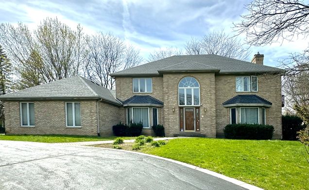 9 Seneca Avenue W Hawthorn Woods, IL House Contingent - Photo 1 of 40. Opens carousel modal