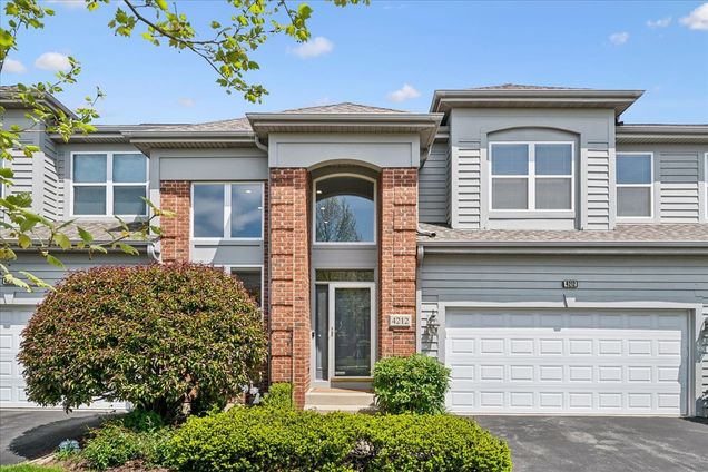 4212 Kayla Lane Northbrook, IL Townhouse Sold - Photo 1 of 26. Opens carousel modal