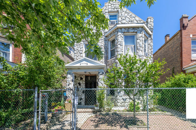 4054 W 31st Street Chicago, IL Multifamily Sold - Photo 1 of 20. Opens carousel modal