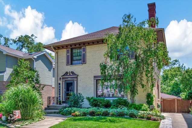 10217 S Hoyne Avenue Chicago, IL House Sold - Photo 1 of 35. Opens carousel modal